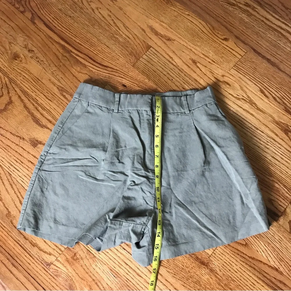 H&M Olive Green Women's Shorts